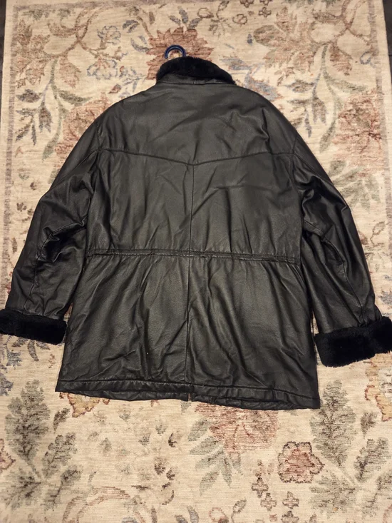 EMC Womans Leather Coat with Fur Trim - Picture 2 of 4